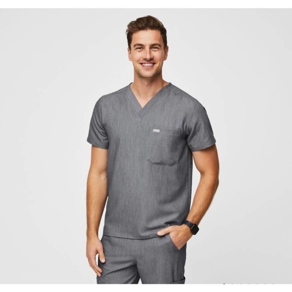 FIGS LEON SCRUB TOP GRAPHITE GRAY LARGE